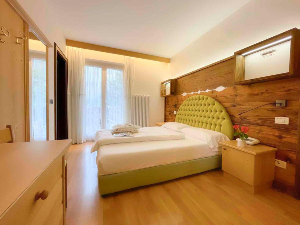 Alledolomiti Boutique Lake Hotel - Adults Friendly Molveno Εξωτερικό φωτογραφία