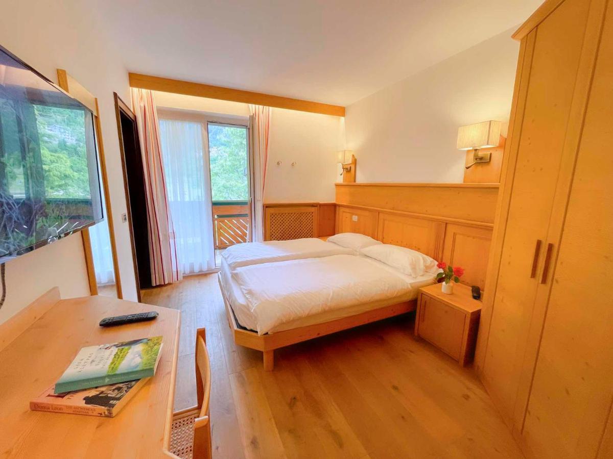 Alledolomiti Boutique Lake Hotel - Adults Friendly Molveno Εξωτερικό φωτογραφία