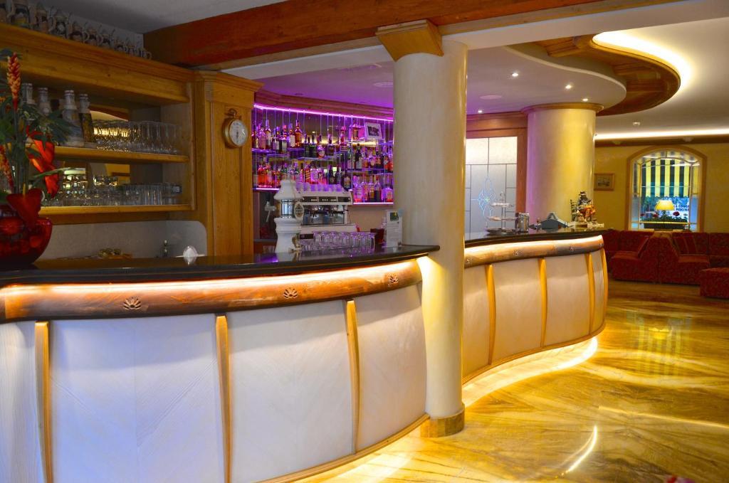 Alledolomiti Boutique Lake Hotel - Adults Friendly Molveno Εξωτερικό φωτογραφία