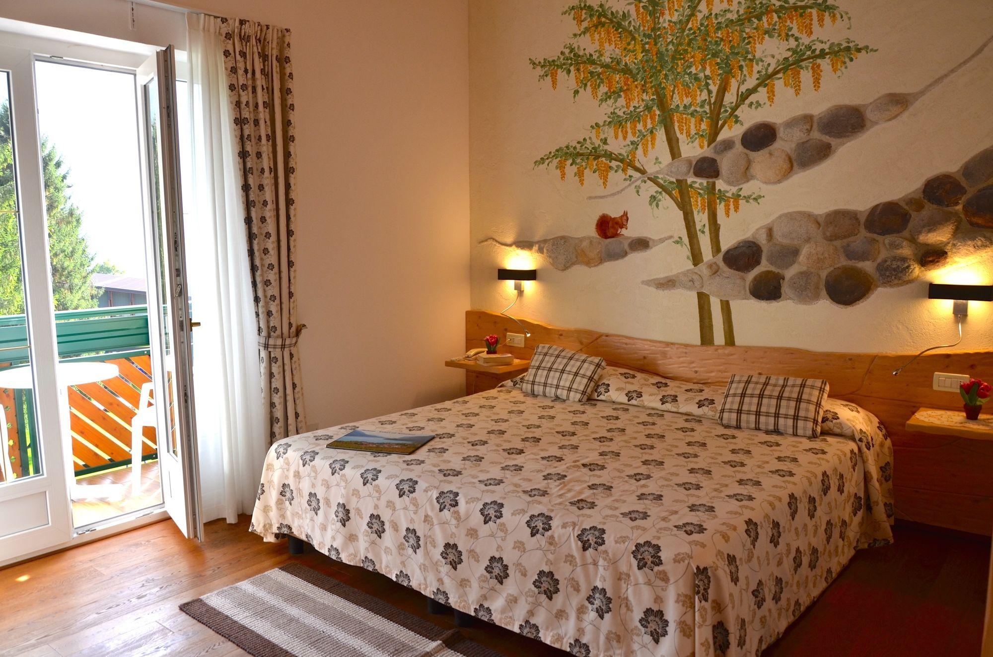 Alledolomiti Boutique Lake Hotel - Adults Friendly Molveno Εξωτερικό φωτογραφία